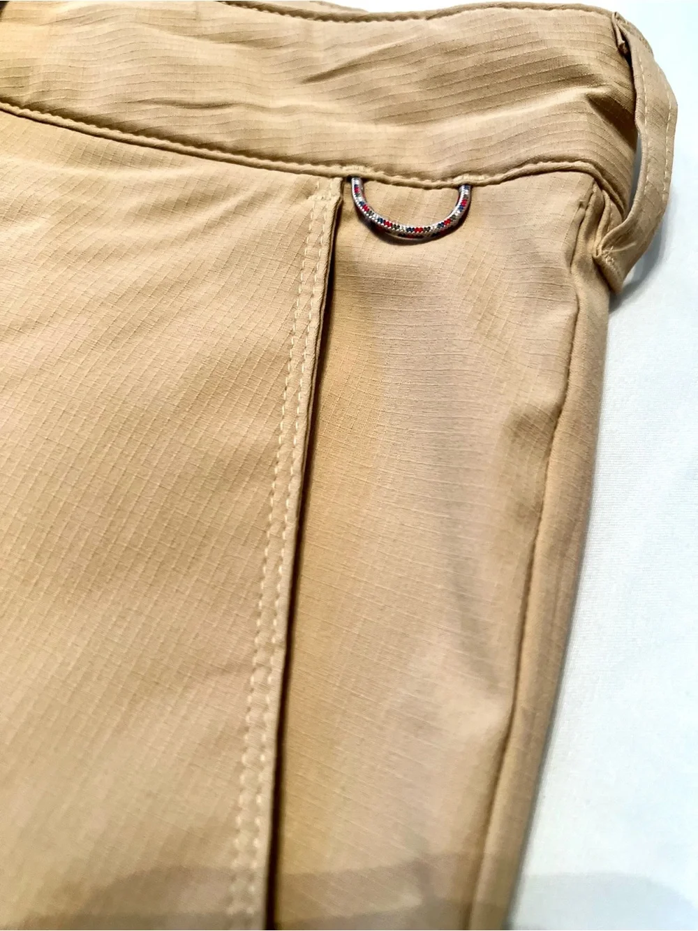 Columbia Men's Tan/Khaki Performance Outdoor/Fishing Shorts-Size 42